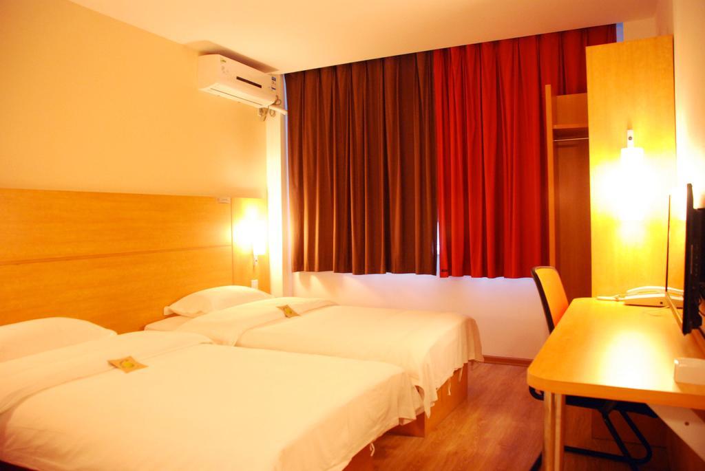 Ibis Changchun Jianshe Street Buitenkant foto