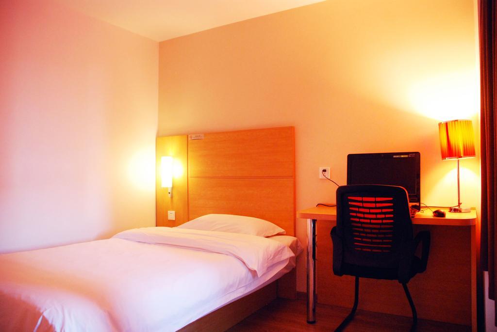 Ibis Changchun Jianshe Street Buitenkant foto