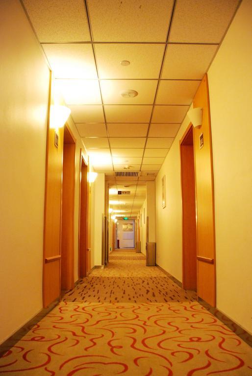 Ibis Changchun Jianshe Street Buitenkant foto